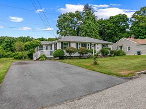 12 Casavan Ave, Shrewsbury MA 01545