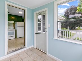 12 Casavan Ave, Shrewsbury MA 01545