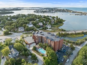 155 George Washington Blvd 205, Hull MA 02045