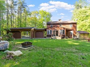 688 Whitney St, Gardner MA 01440