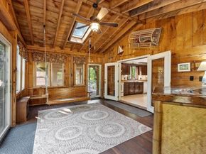 688 Whitney St, Gardner MA 01440