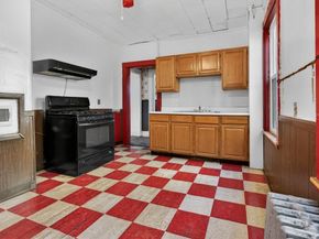 10 Waterlow St, Boston MA 02121