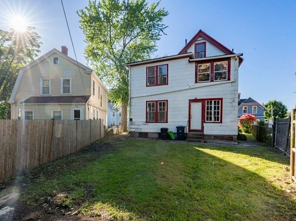 10 Waterlow St, Boston MA 02121