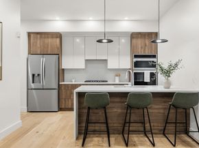 47 Condor A202, Boston MA 02128