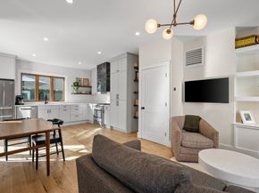 8 Bolton Pl, Boston MA 02129