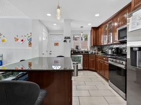 17 Estes, Everett MA 02149