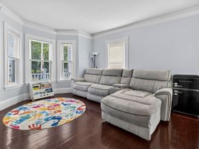 17 Estes, Everett MA 02149