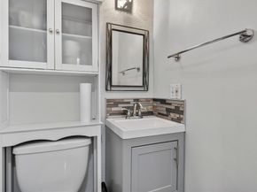 17 Estes, Everett MA 02149
