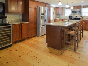 134 King St, Groveland MA 01834