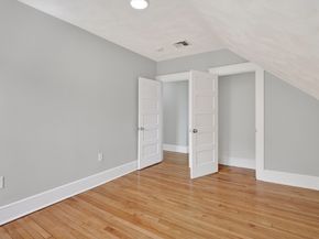 28 Greendale Ave, Worcester MA 01606