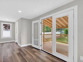 28 Greendale Ave, Worcester MA 01606