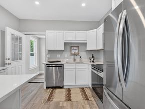 28 Greendale Ave, Worcester MA 01606