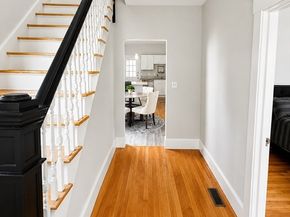 28 Greendale Ave, Worcester MA 01606