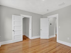 28 Greendale Ave, Worcester MA 01606