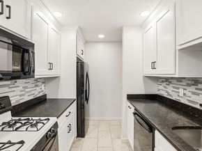62 Heritage Drive 62, Northbridge MA 01588