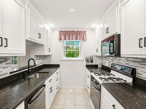 62 Heritage Drive 62, Northbridge MA 01588