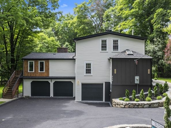 616 Grove St, Framingham MA 01701