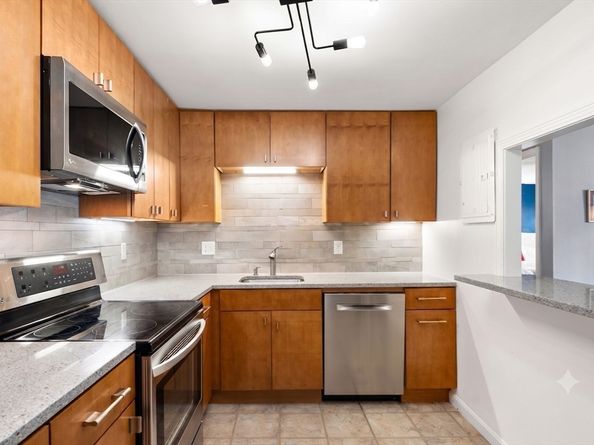 121 Tremont St 316, Boston MA 02135