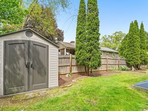 6 Hovey Ave, Natick MA 01760