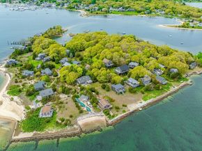 14 Old Colony Ave, Wareham MA 02532