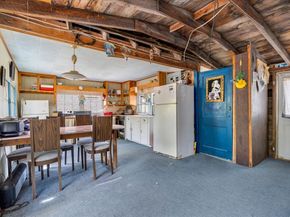 14 Old Colony Ave, Wareham MA 02532