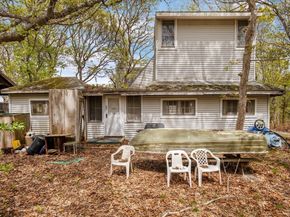14 Old Colony Ave, Wareham MA 02532