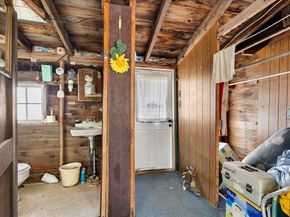 14 Old Colony Ave, Wareham MA 02532
