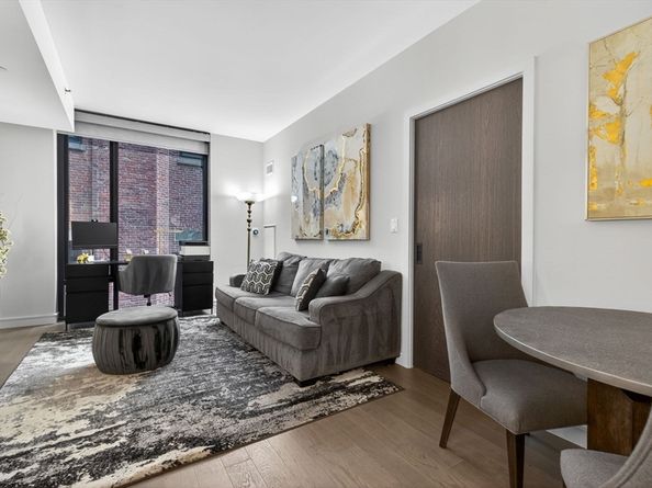 55 Lagrange St 409, Boston MA 02116