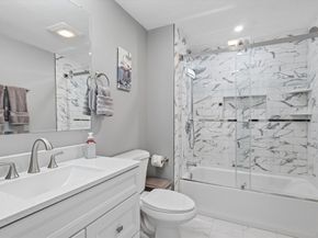 52 Apache Way 52, Tewksbury MA 01876