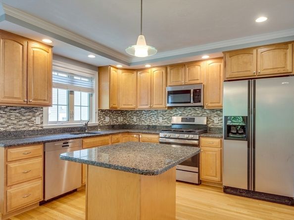 99 Princeton Ave, Waltham MA 02451