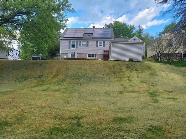 41 Dudley Hill Road, Dudley MA 01571
