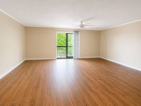 245 Sea St 31, Quincy MA 02169