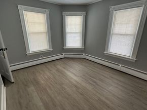 47 Mayland St, Fitchburg MA 01420