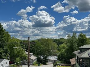 47 Mayland St, Fitchburg MA 01420