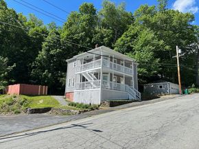 47 Mayland St, Fitchburg MA 01420