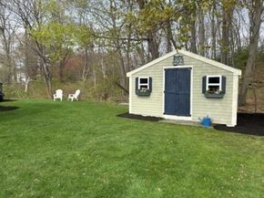 31 Columbus Rd, Woburn MA 01801