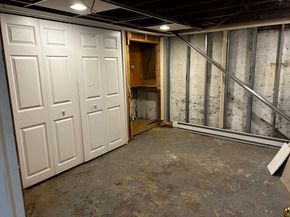 42 Ernest Ave, Worcester MA 01604