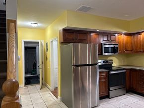 42 Ernest Ave, Worcester MA 01604