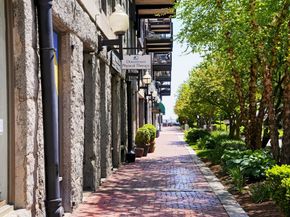 28-32 Atlantic Ave 628, Boston MA 02110
