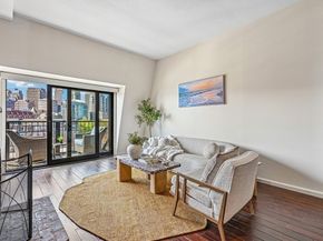 28-32 Atlantic Ave 628, Boston MA 02110