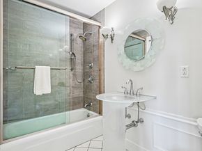 28-32 Atlantic Ave 628, Boston MA 02110