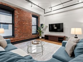 19 Stanhope 1C, Boston MA 02116