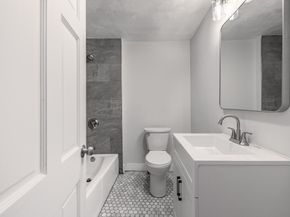 186 Marion 3, Boston MA 02128