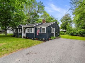 251 Central Street, Rockland MA 02370