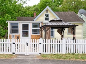 330 Mount Wayte Ave, Framingham MA 01702