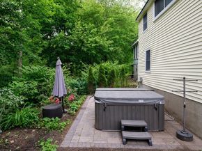 330 Mount Wayte Ave, Framingham MA 01702