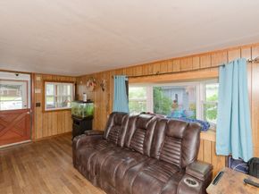 330 Mount Wayte Ave, Framingham MA 01702