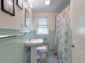 263 Highland St, Holden MA 01520