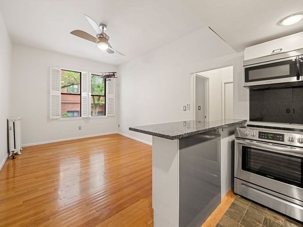 38-40 Saint Botolph St 5, Boston MA 02116