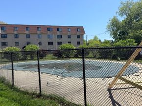 135 Grove St 112, Rockland MA 02370